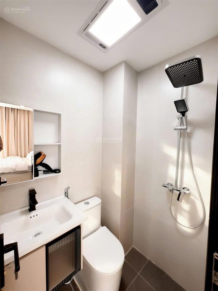 Bán tòa apartment ngay sát hồ tây, 80m² 7 tầng thang máy, dòng tiền vận hành quá tốt ~9%/năm