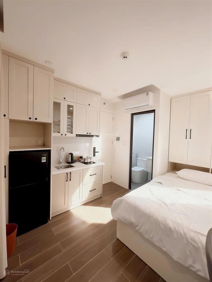 Bán tòa apartment ngay sát hồ tây, 80m² 7 tầng thang máy, dòng tiền vận hành quá tốt ~9%/năm