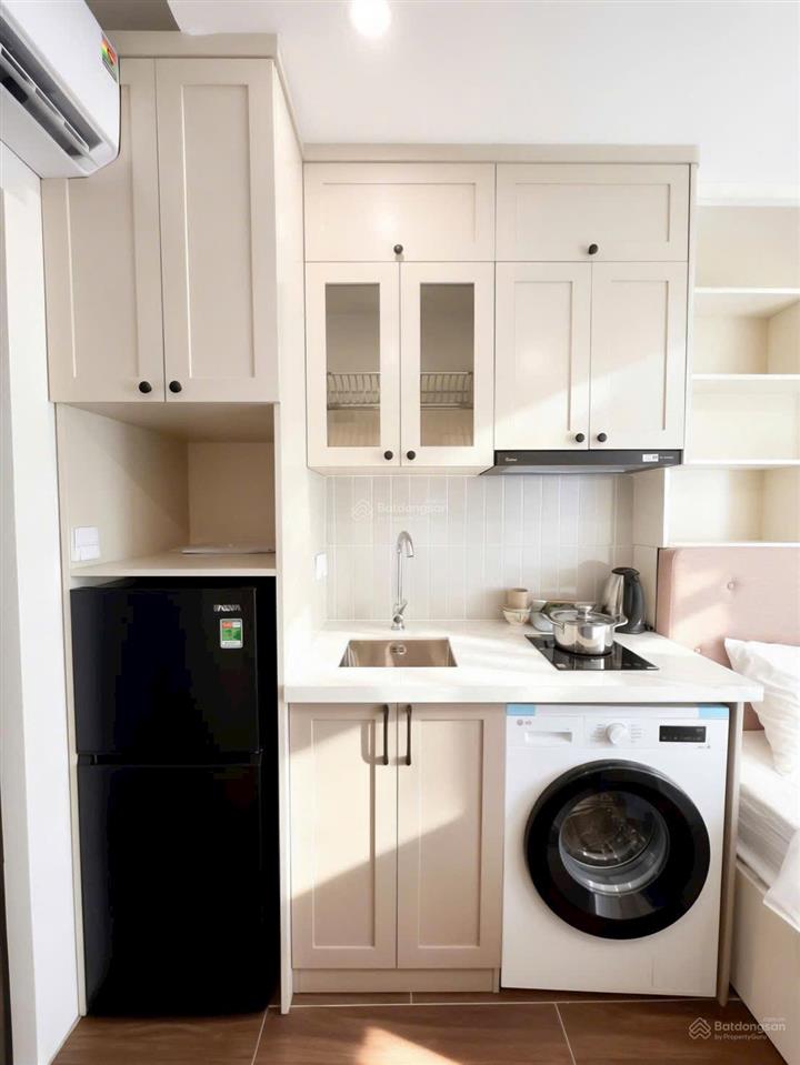 Bán tòa apartment ngay sát hồ tây, 80m² 7 tầng thang máy, dòng tiền vận hành quá tốt ~9%/năm