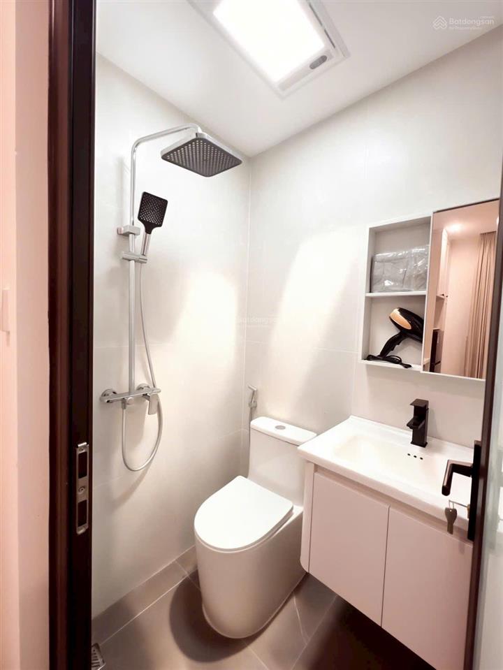 Bán tòa apartment ngay sát hồ tây, 80m² 7 tầng thang máy, dòng tiền vận hành quá tốt ~9%/năm