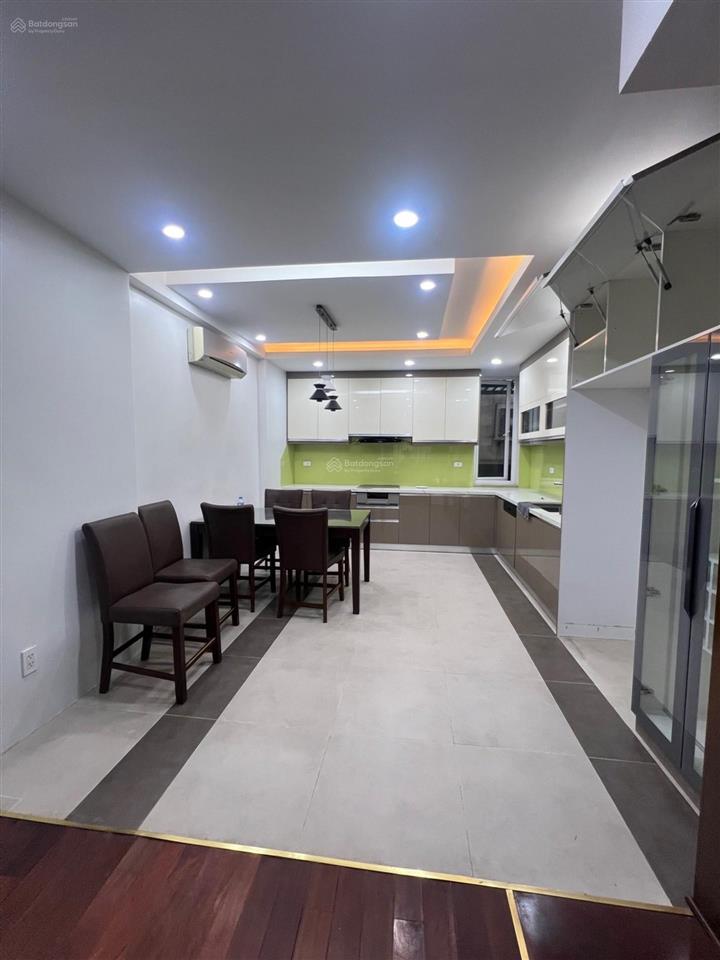 Bán nhà khu phân lô đẹp phố lạc trung, 68m² 5 tầng, ô tô tránh, giá tốt trong khu vực