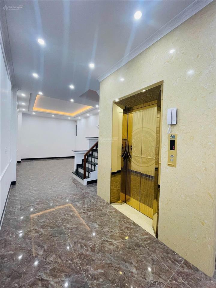 Chính chủ bán nhà phố lĩnh nam gần timecity, ô tô vào nhà, 70m2 7 tầng thang máy, gần phố