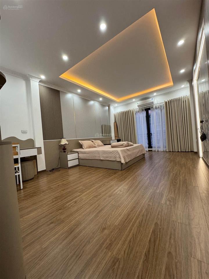 Chính chủ bán nhà phố lĩnh nam gần timecity, ô tô vào nhà, 70m2 7 tầng thang máy, gần phố