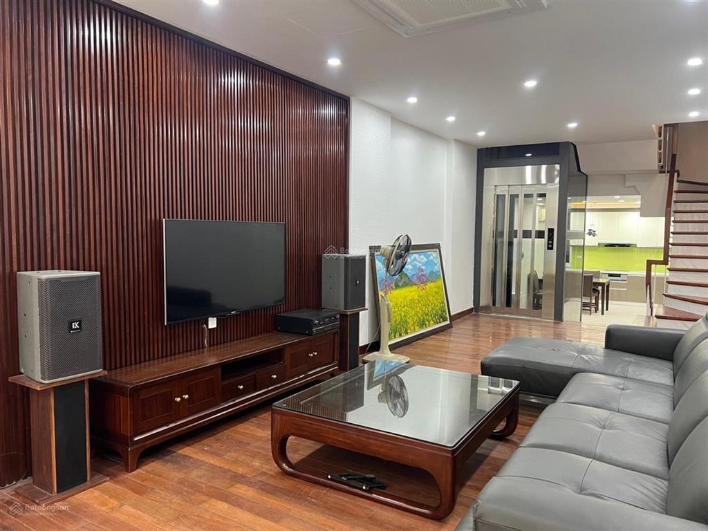 Bán nhà phân lô phố lê thanh nghị, ô tô tránh, gần phố, dt 70m2, 5 tầng, giá 26 tỷ