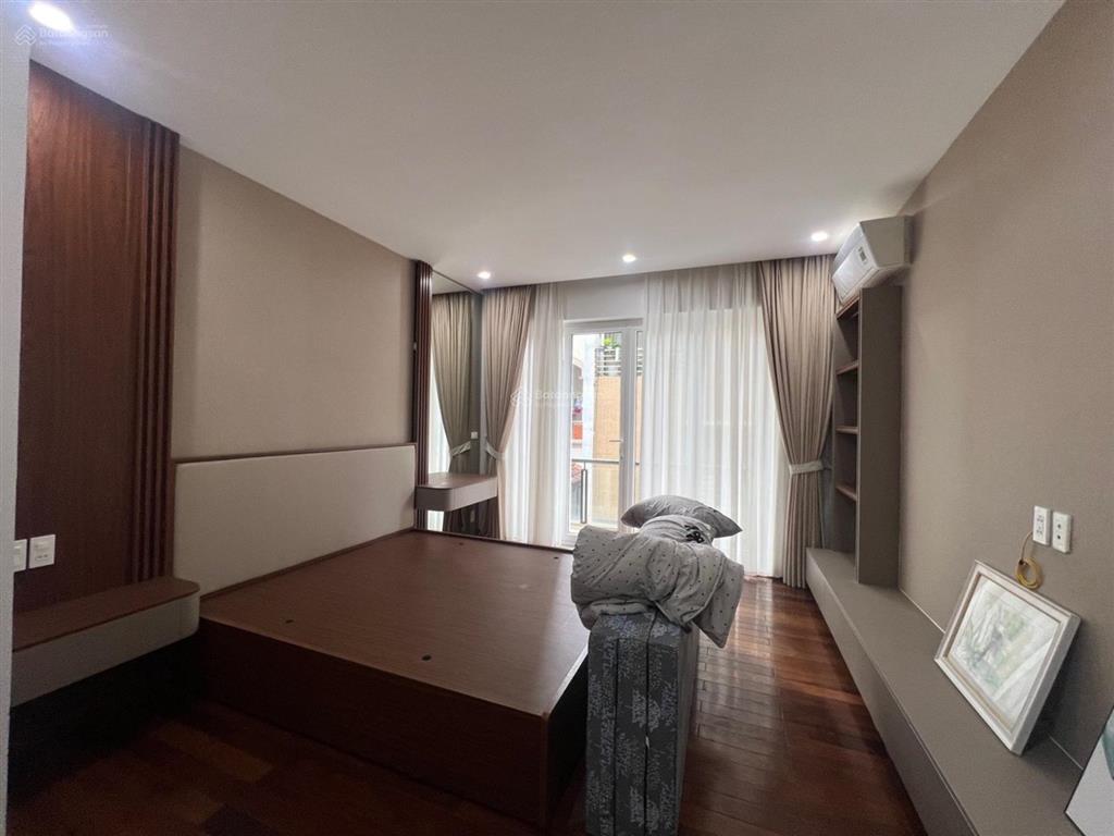 Bán nhà phân lô phố lê thanh nghị, ô tô tránh, gần phố, dt 70m2, 5 tầng, giá 26 tỷ