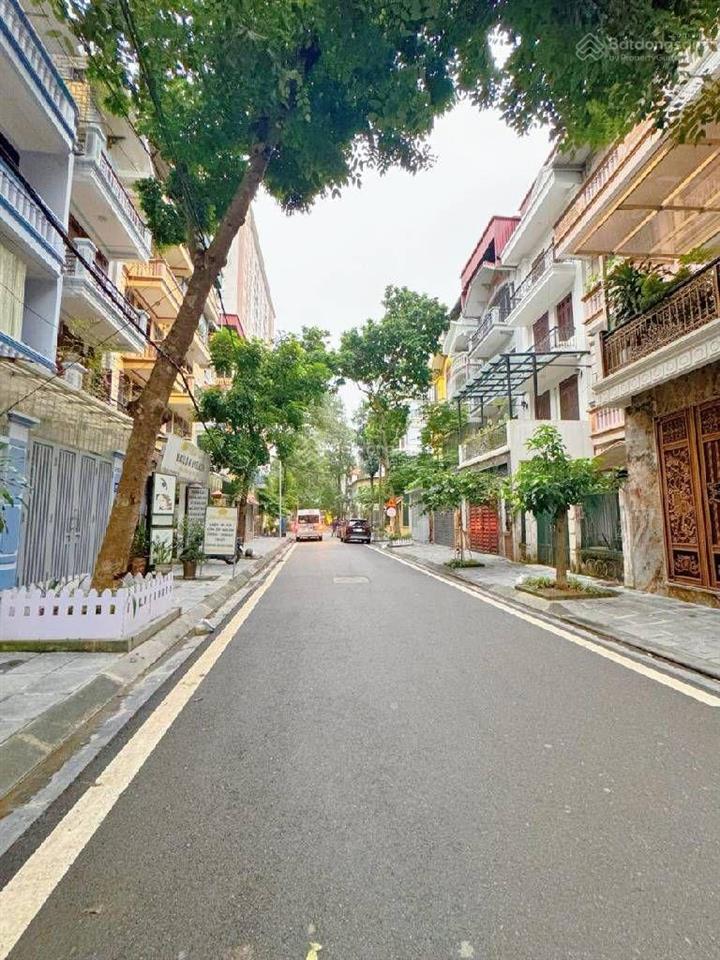 Bán nhà khu đô thị định công  70m, 6 tầng  khu phân lô đáng sống, trung tâm hà nội