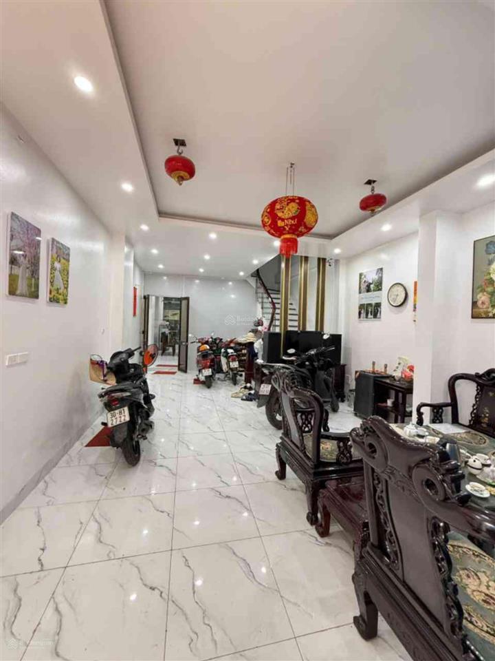 Bán nhà phố trịnh công sơn, tây hồ, 71m2 6 tầng, ngõ ô tô, 10m ra phố