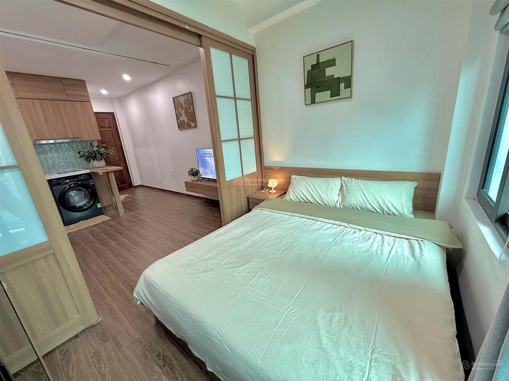 Bán nhà 7 tầng thang máy cách hồ tây 100m, dòng tiền cho thuê 75tr/th