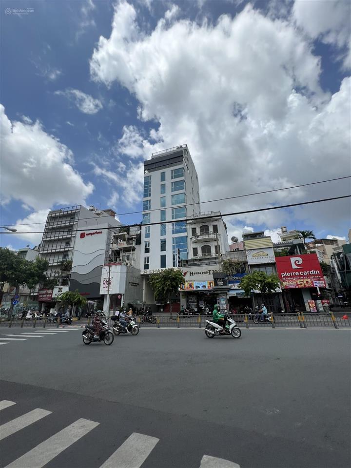 Bán gấp trước giờ bay nhà mặt tiền an dương vương, q5 dòng tiền 300tr/tháng giá cắt lỗ chỉ 45 tỷ