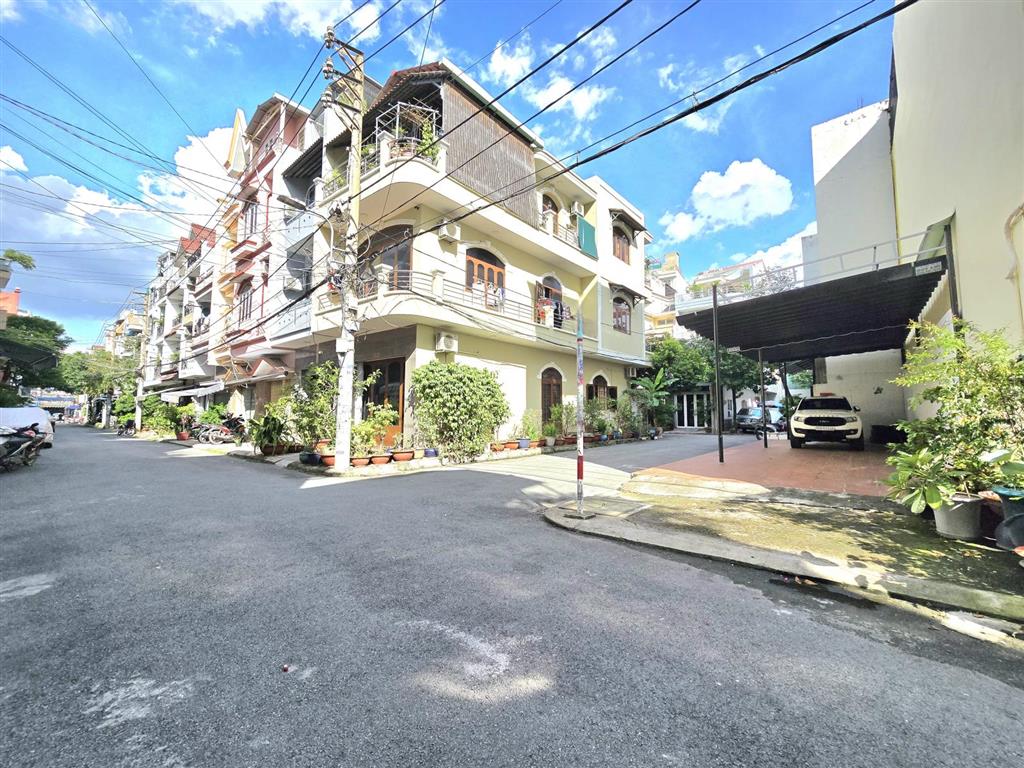 Bán siêu phẩm lô góc 2 mặt tiền hẻm 10m gò dầu  tân phú. dt 4x16m  dtcn 61m2  đủ lg  hơn 8 tỷ
