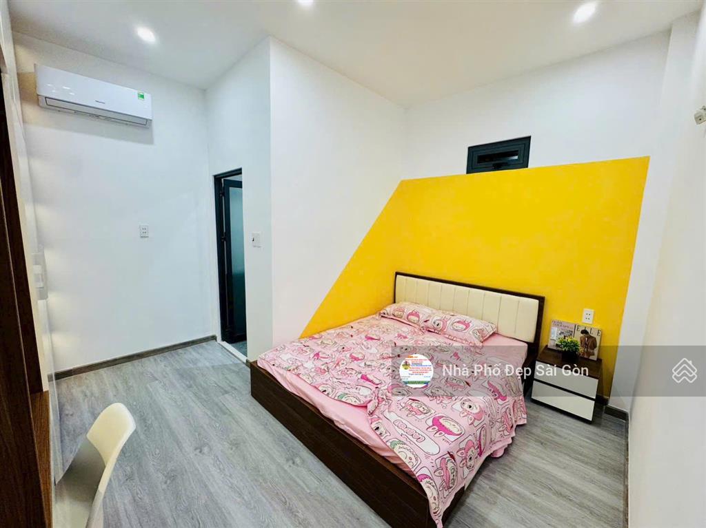 Bán siêu phẩm mặt tiền hẻm kd tốt đường âu cơ p14 tân bình. dt 4x15 đúc 2 lầu mới tinh nội thất đủ