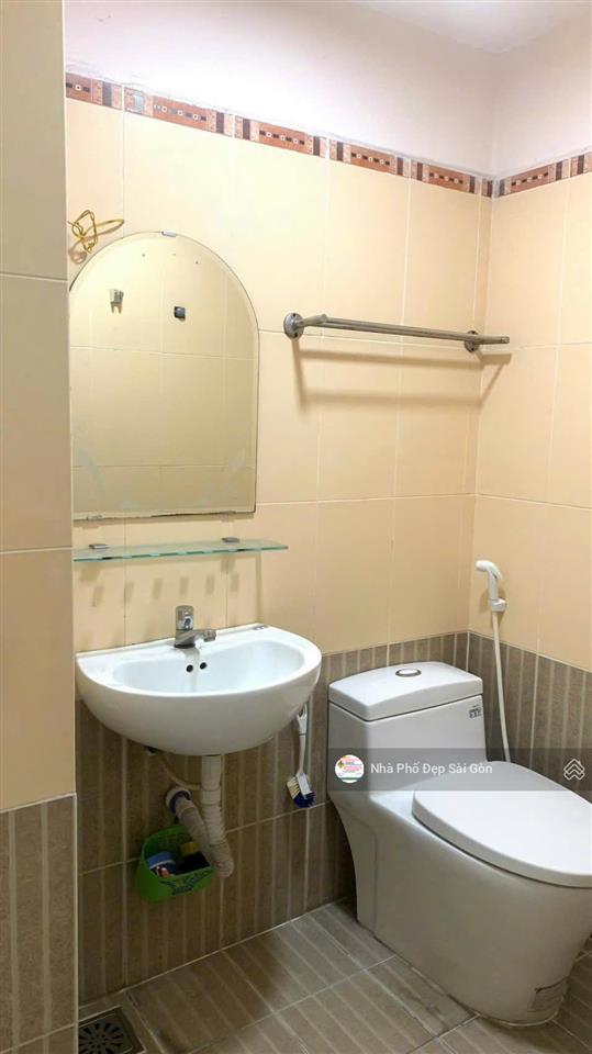 Bán gấp nhà hxh nguyễn hồng đào  p14  tân bình. dt 3x14m  đúc 2 lầu  3pn  3wc 7,3 tỷ