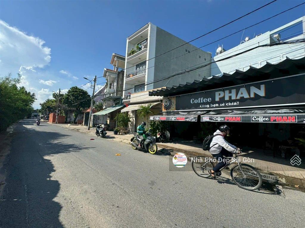 8.8 tỷ  đường 12m chế lan viên  dt 5x15m, diện tích đẹp, giá tốt. sát bên đh công thương