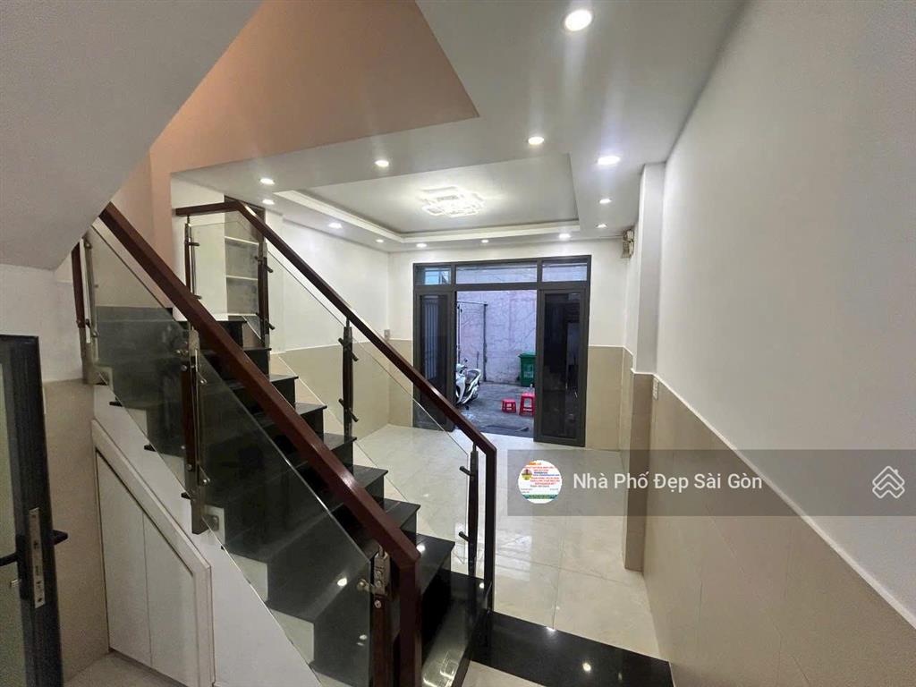 Nhà mới đúc 4 tầng hẻm lê lư dt 4x10 chỉ nhỉnh 6 tỷ