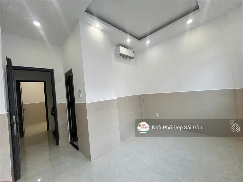 Nhà mới đúc 4 tầng hẻm lê lư dt 4x10 chỉ nhỉnh 6 tỷ