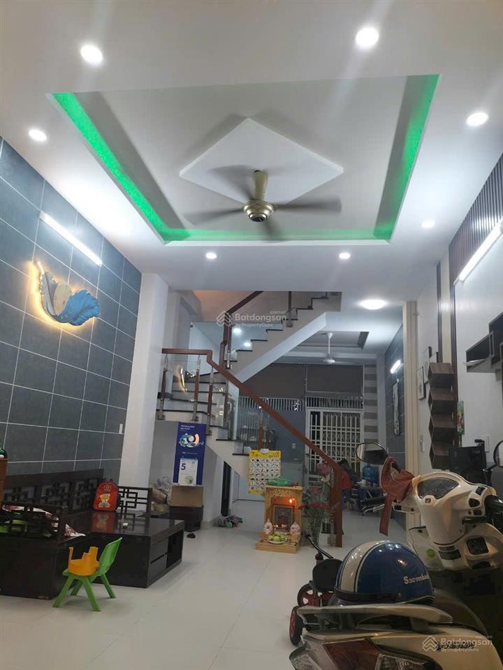 Bán nhà 2 mặt hẻm 5m gò dầu  tân phú. dt 4x13  đúc 1 lầu  nhà đẹp ở ngay  chỉ hơn 5 tỷ