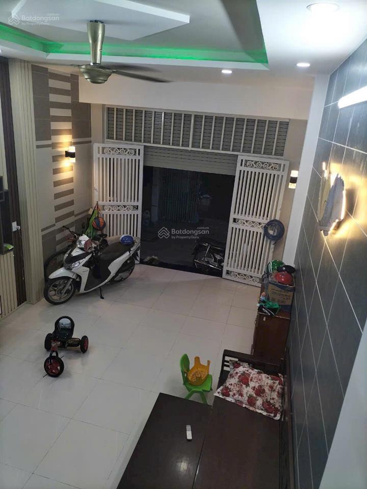 Bán nhà 2 mặt hẻm 5m gò dầu  tân phú. dt 4x13  đúc 1 lầu  nhà đẹp ở ngay  chỉ hơn 5 tỷ