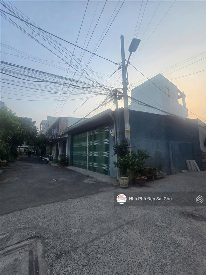 Siêu phẩm căn góc 2 mặt hẻm lê trọng tấn  tân phú. dt 7.5x9.5m  dtkv 72m²