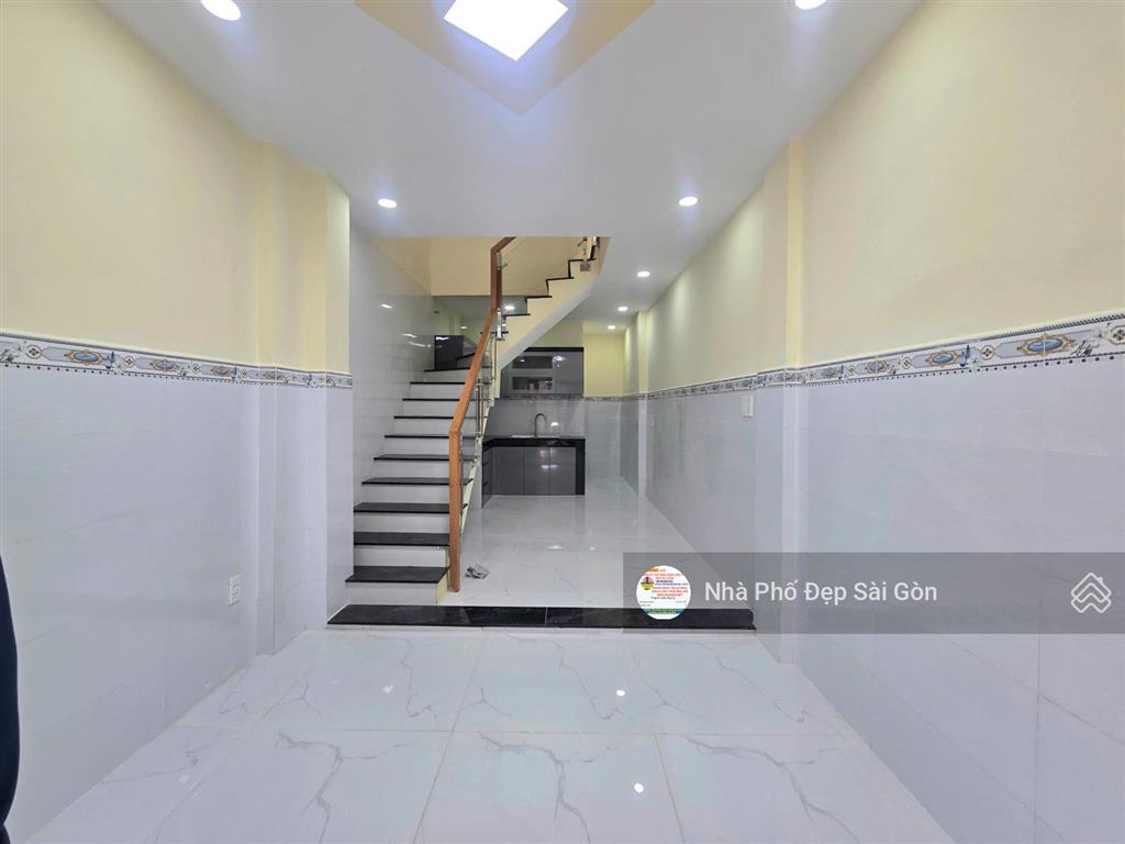 Giảm 600tr  bán nhà hẻm ba vân  khu bàu cát. dt 3x10m  1 lầu mới đẹp ở ngay 2pn, 2wc. 4,888 tỷ