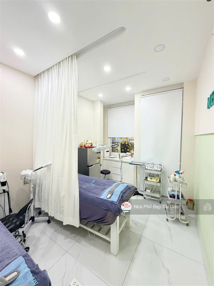 Mtkd tân sơn nhì, tân phú, dt 3.2x9m  đúc 1 trệt, 3 lầu, st, giá cực tốt chỉ 8.5 tỷ