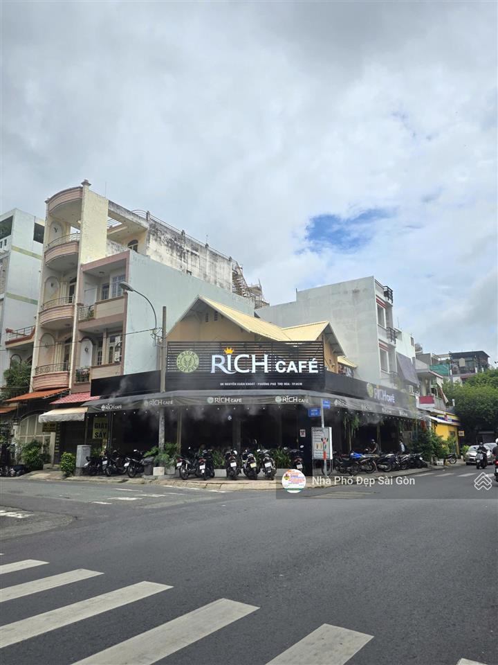 Bán siêu phẩm góc 2 mặt tiền đường nguyễn xuân khoát, bác ái. dt 9x17, 1 lầu, vị trí siêu đẹp