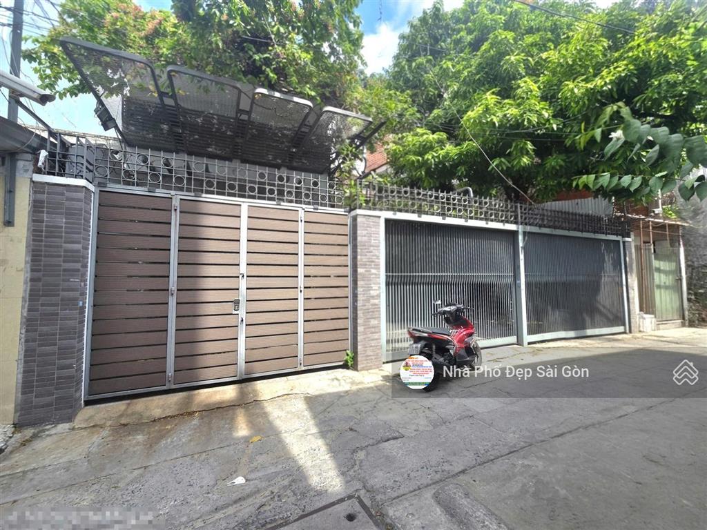 Siêu phẩm villa phố hxh lê thúc hoạch  tân phú. dt 12.1x19  dtcn 229m2  nhà còn khá mới ở ngay