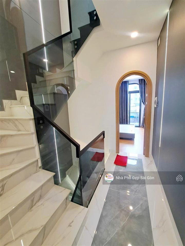 Siêu phẩm nhà phố đúc 5 tầng mới full nội thất cao cấp  ngay đường 17a  bình tân, chỉ nhỉnh 6 tỷ