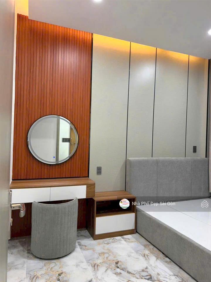 Bán siêu phẩm đúc 1 lầu mới keng  hxh 6m nguyễn văn yến, dt 4.1x16m  3pn, 4wc