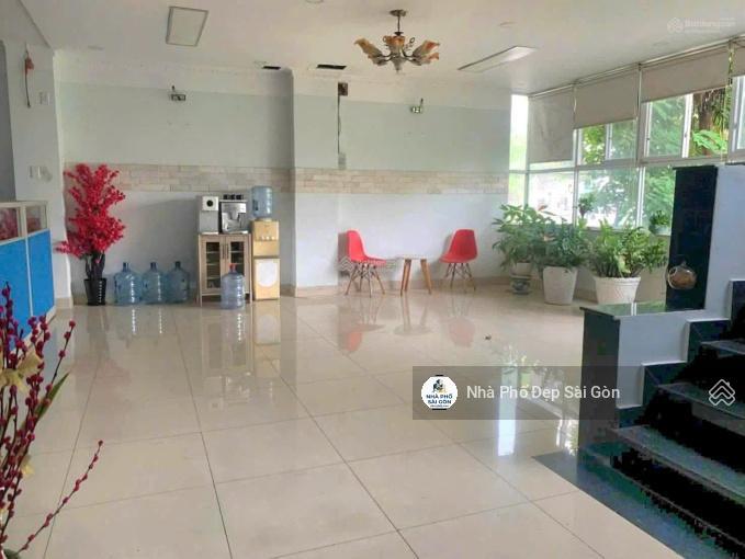 Cho cải tạo làm chdv  cho thuê tòa nhà 1400m2 sàn  đúc 5 tấm  trung tâm tân phú