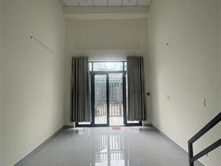 7.5 triệu/tháng  nhà mới xây sạch sẽ 2 phòng ngủ 2wc nguyễn duy trinh cạnh chợ long trường