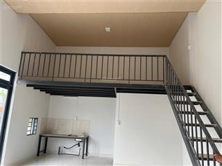 5 triệu/tháng  căn nhà góc 2 mặt tiền thoáng đường trường lưu gần chợ long trường