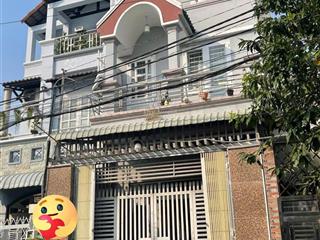 8 triệu/tháng  nhà 1 trệt 2 lầu 4 phòng ngủ 3wc 2 máy lạnh nguyễn duy trinh