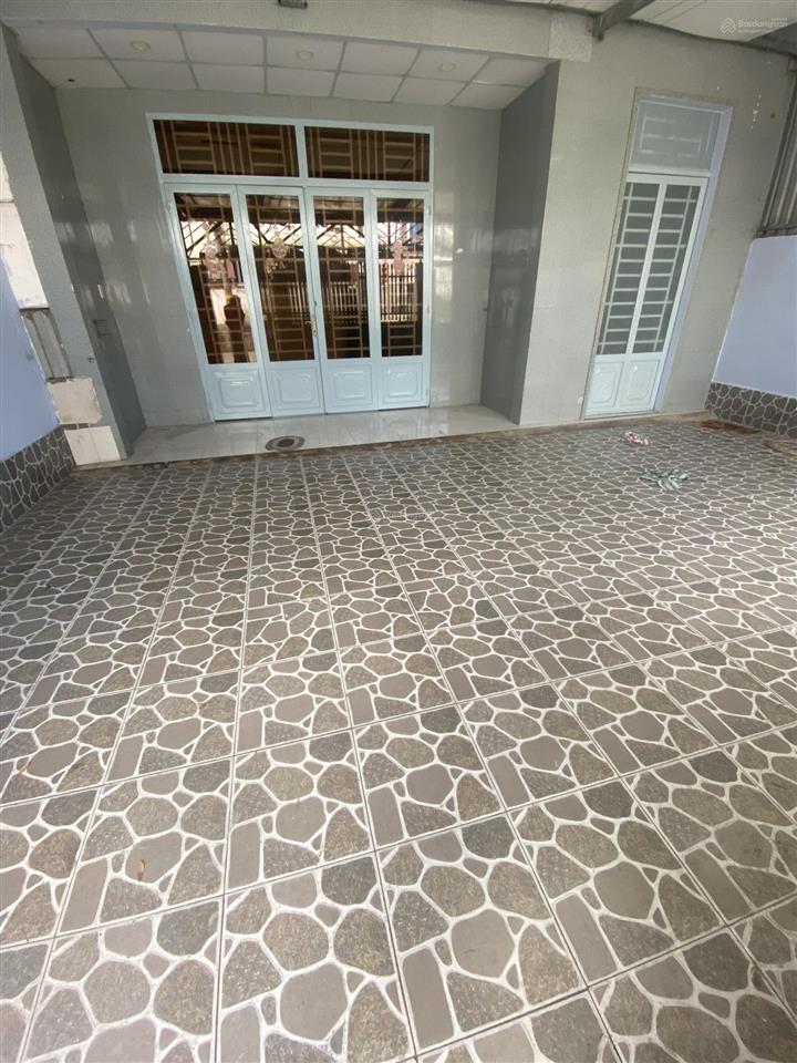 9 triệu/tháng  nhà (8 x 20m) 1 lầu 4 phòng ngủ 3wc sân rộng nguyễn duy trinh