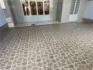 10 triệu/tháng  nhà ( 8 x 20m ) 1 lầu 4 phòng ngủ 3wc sân rộng nguyễn duy trinh