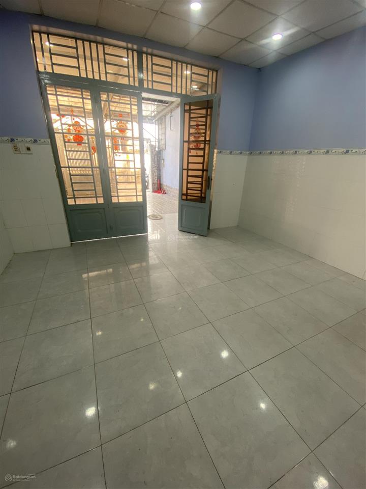 9 triệu/tháng  nhà (8 x 20m) 1 lầu 4 phòng ngủ 3wc sân rộng nguyễn duy trinh