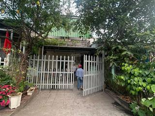 7 triệu/tháng  nhà 2 phòng ngủ 2wc 2 máy lạnh sân rộng rãi lò lu gần khu công nghệ cao