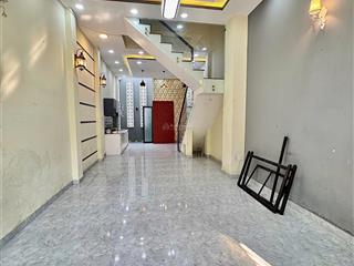 12 triệu/tháng  nhà sạch sẽ 2 lầu 4 phòng ngủ 5wc riêng đường 9m lò lu gần vinhome, kcn cao