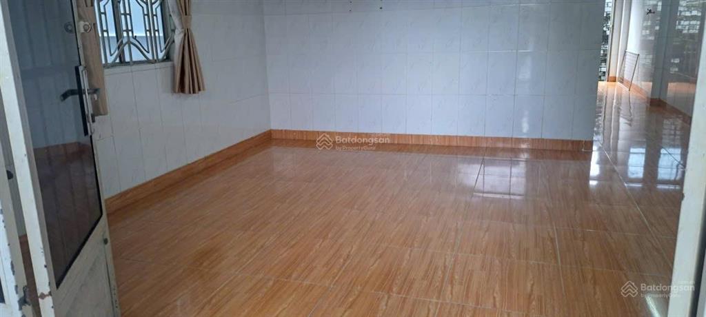 6 triệu/tháng  nhà cấp 4 nguyên căn 2 phòng ngủ nguyễn duy trinh, p.phú hữu gần quận 2