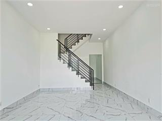 4.5 triệu/tháng  nhà mới nguyên căn 1 lầu 2 phòng ngủ 2wc đường 8 long phước cách vinhome 10p