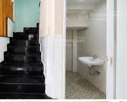 9 triệu/tháng  nhà 2 lầu 4 phòng ngủ hẻm xe hơi ngay ngã 3 nguyễn duy trinh  lã xuân oai