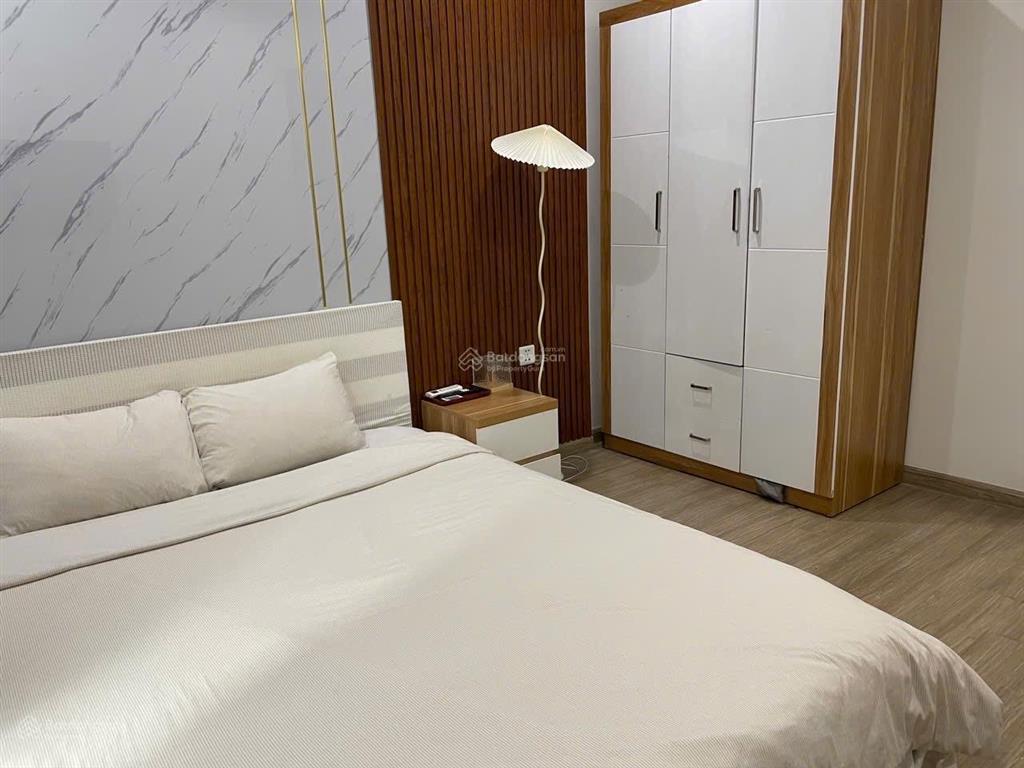 Căn hộ 2 phòng ngủ full nội thất view hồ bơi mát mẻ vinhome grand park  7.5tr/tháng