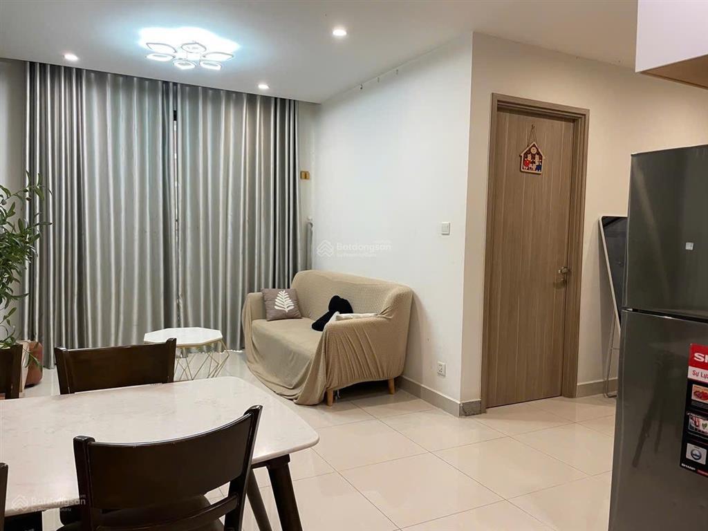 Căn hộ 2 phòng ngủ full nội thất view hồ bơi mát mẻ vinhome grand park  7.5tr/tháng