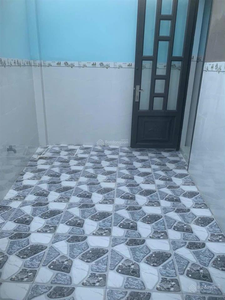 6 triệu/tháng  nhà 5 x 20m sân rộng long phước cách vinhome chỉ 5 phút