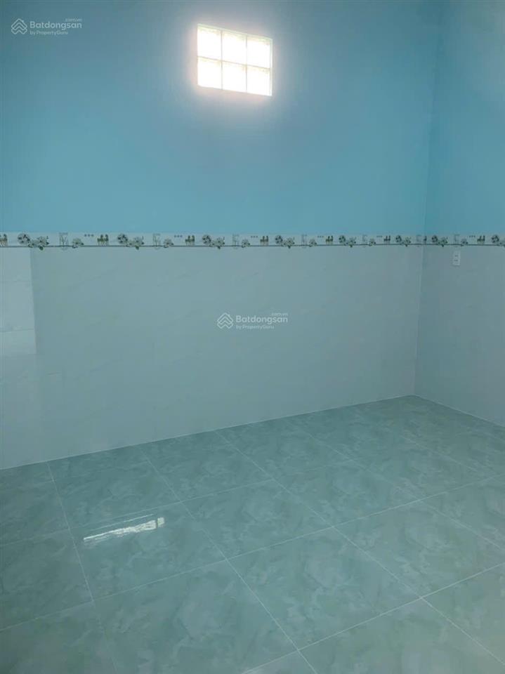 6 triệu/tháng  nhà 5 x 20m sân rộng long phước cách vinhome chỉ 5 phút