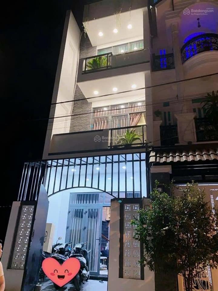 10 triệu/tháng  nhà 1 trệt 2 lầu 1 tum 4 phòng ngủ bưng ông thoàn gần glabal city
