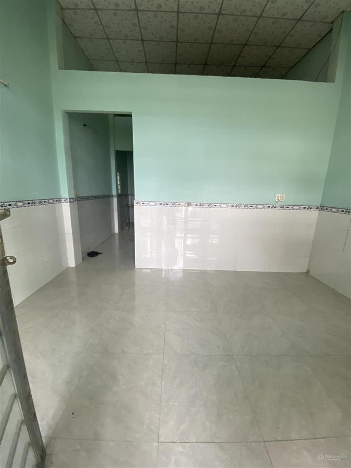 5 triệu/tháng  nhà nguyên căn đường xe hơi lò lu cách kcn cao, vinhomes quận 9 chỉ 10 phút