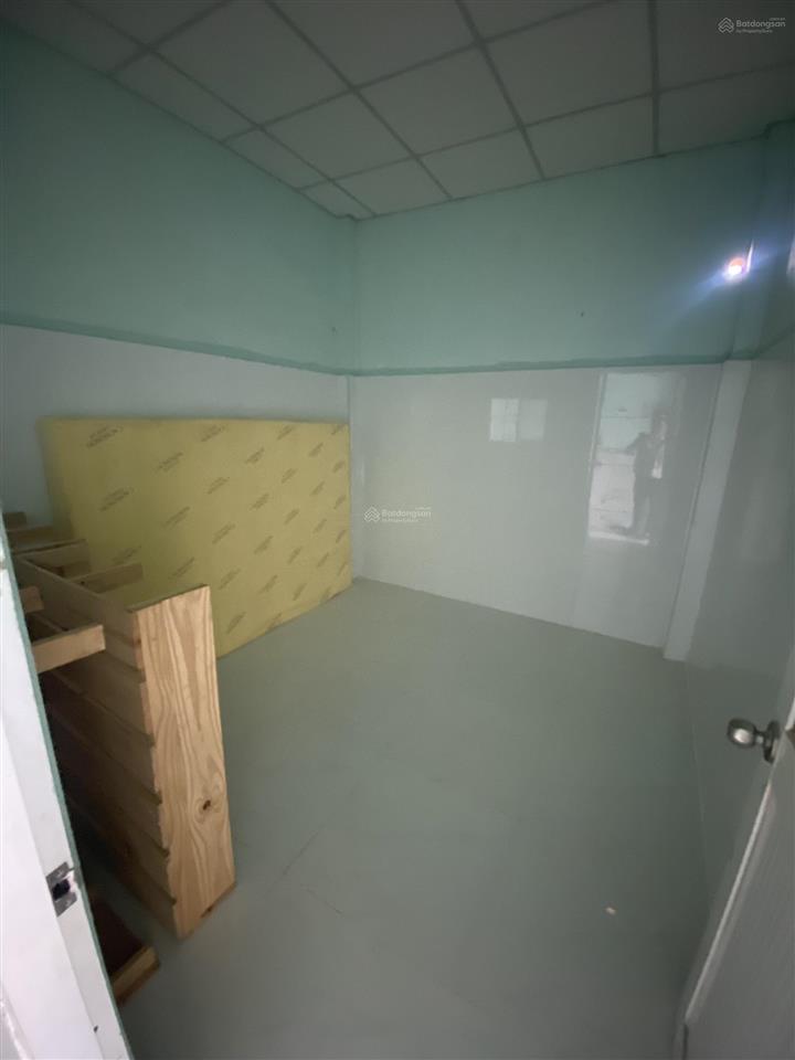 5 triệu/tháng  nhà nguyên căn đường xe hơi lò lu cách kcn cao, vinhomes quận 9 chỉ 10 phút