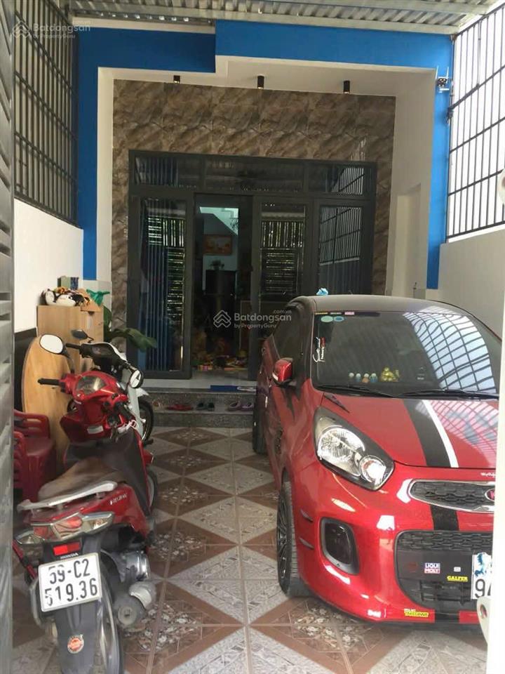 7 triệu/tháng  nhà 3 phòng ngủ sân xe hơi võ văn hát gần ngã 3 lò lu  lã xuân oai