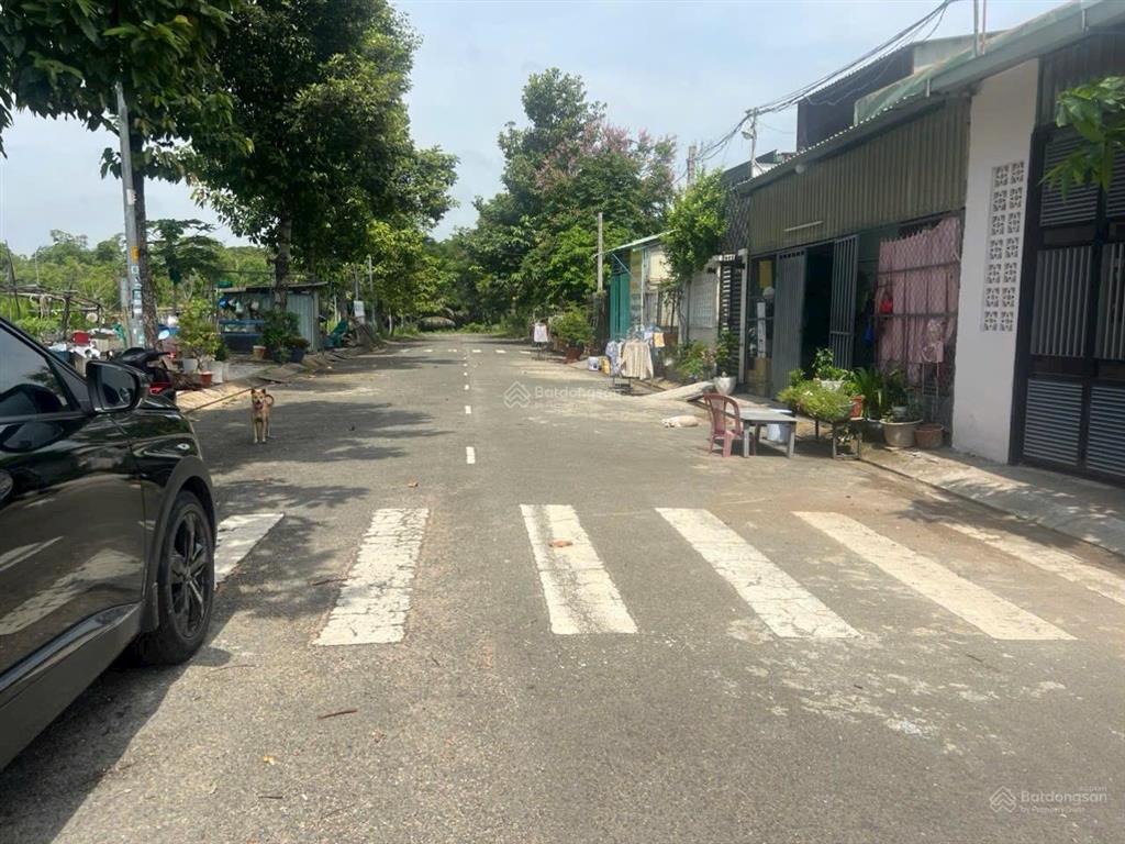 6 triệu/tháng  nhà rộng rãi yên tĩnh thoáng mát có 2 phòng ngủ đường 9m tam đa gần vinhome,kcn cao