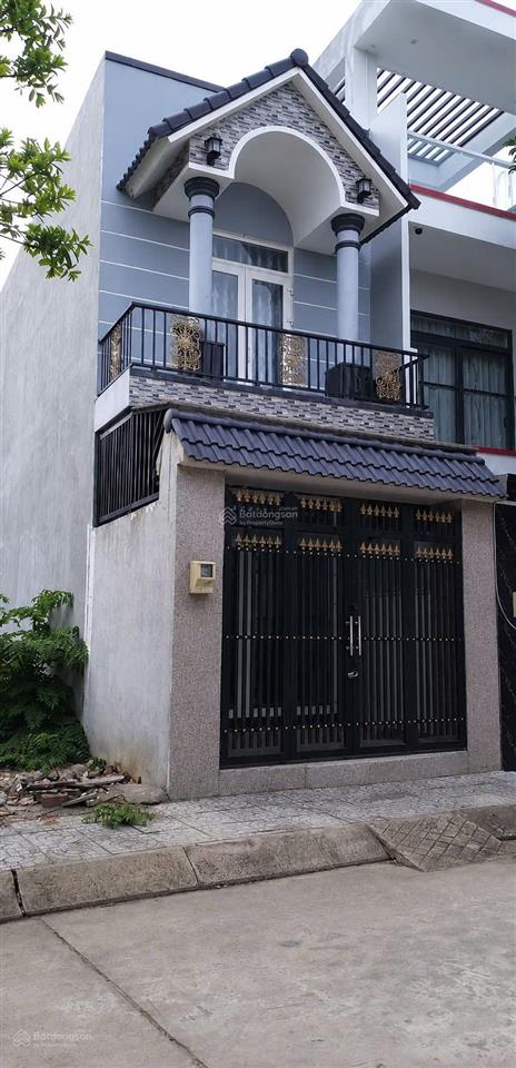 Nhà 1 lầu 2 phòng ngủ 2 máy lạnh đường xe hơi cạnh vinhome grand park q.9  8 triệu/tháng